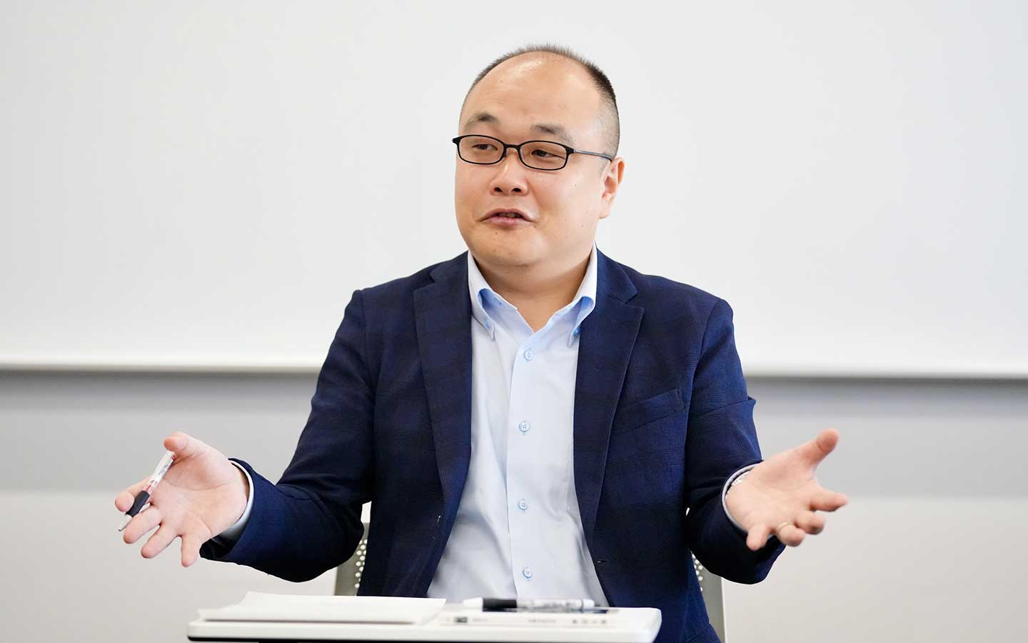 藤井康平先生
